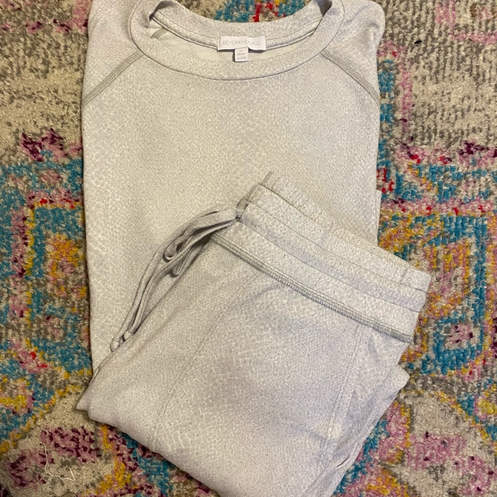 Beyond Yoga Set